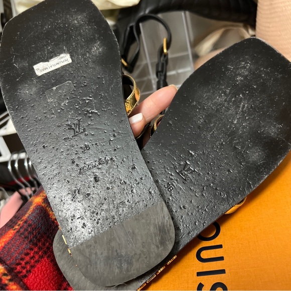 Louis Vuitton authentic flat peplum mule as 38 $1080 black how gold - Picture 8 of 9